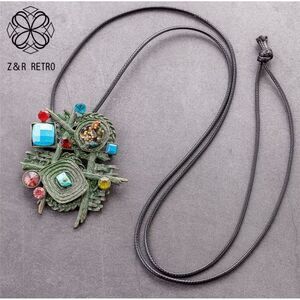 Women’s Antique Retro Pendant Necklace Brooch